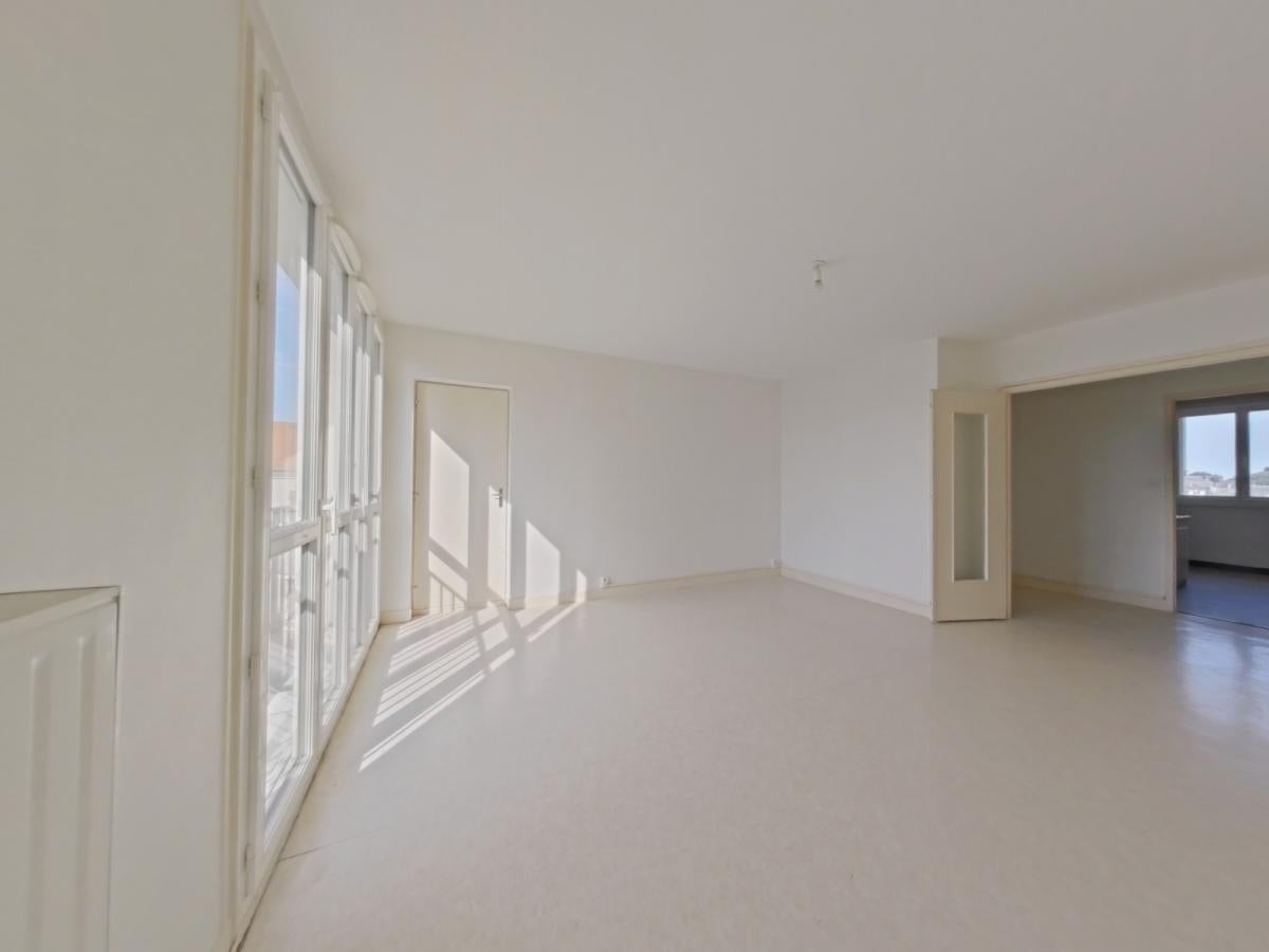 Flat Rue du 30ème Régiment d'Artillerie in Orléans