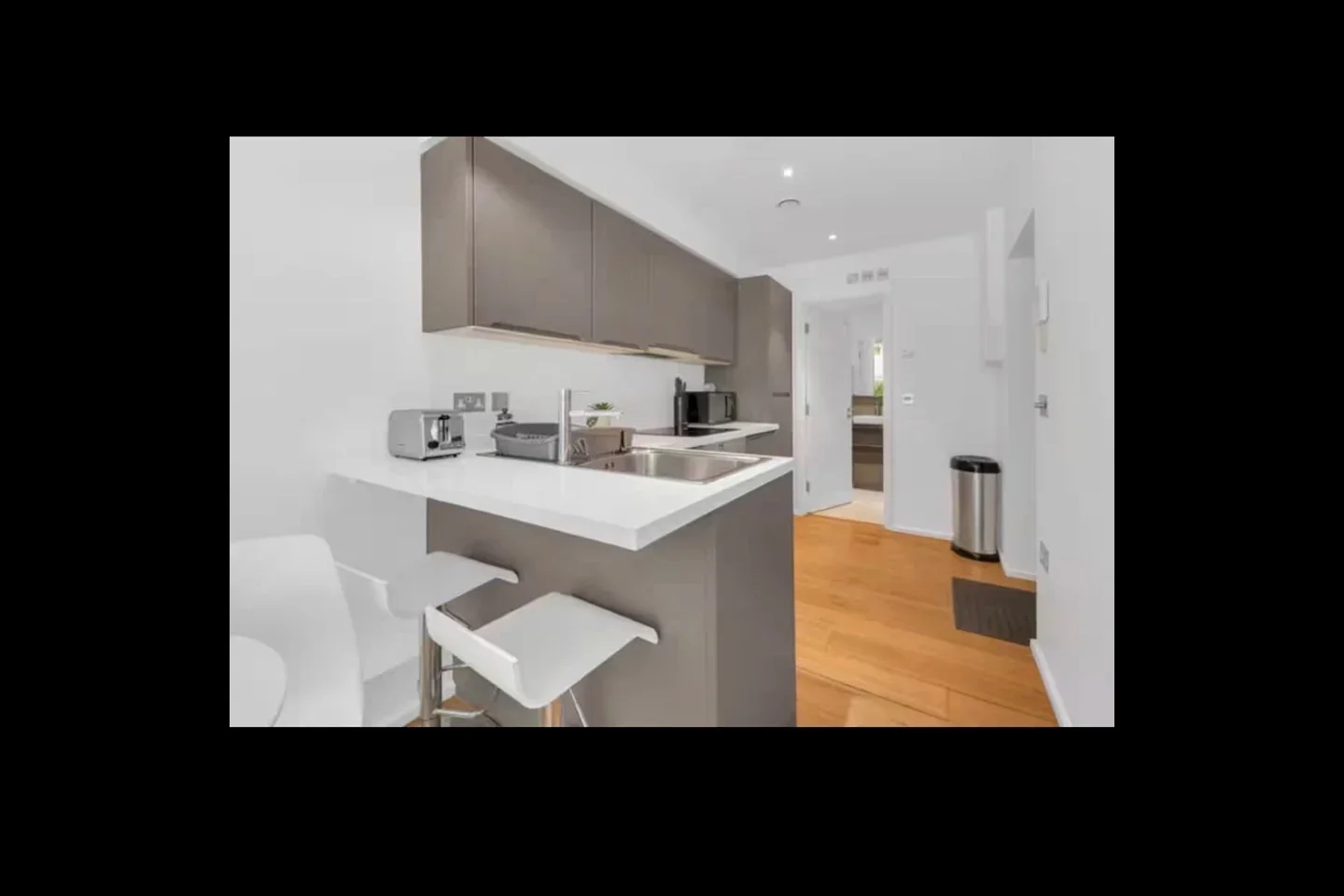 Flat Baynes Street in Greater London
