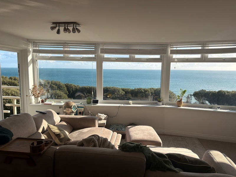 Room Boscombe Cliff Road in Bournemouth