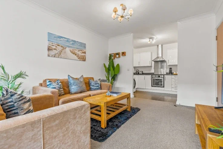 Flat Kennet Street in Reading