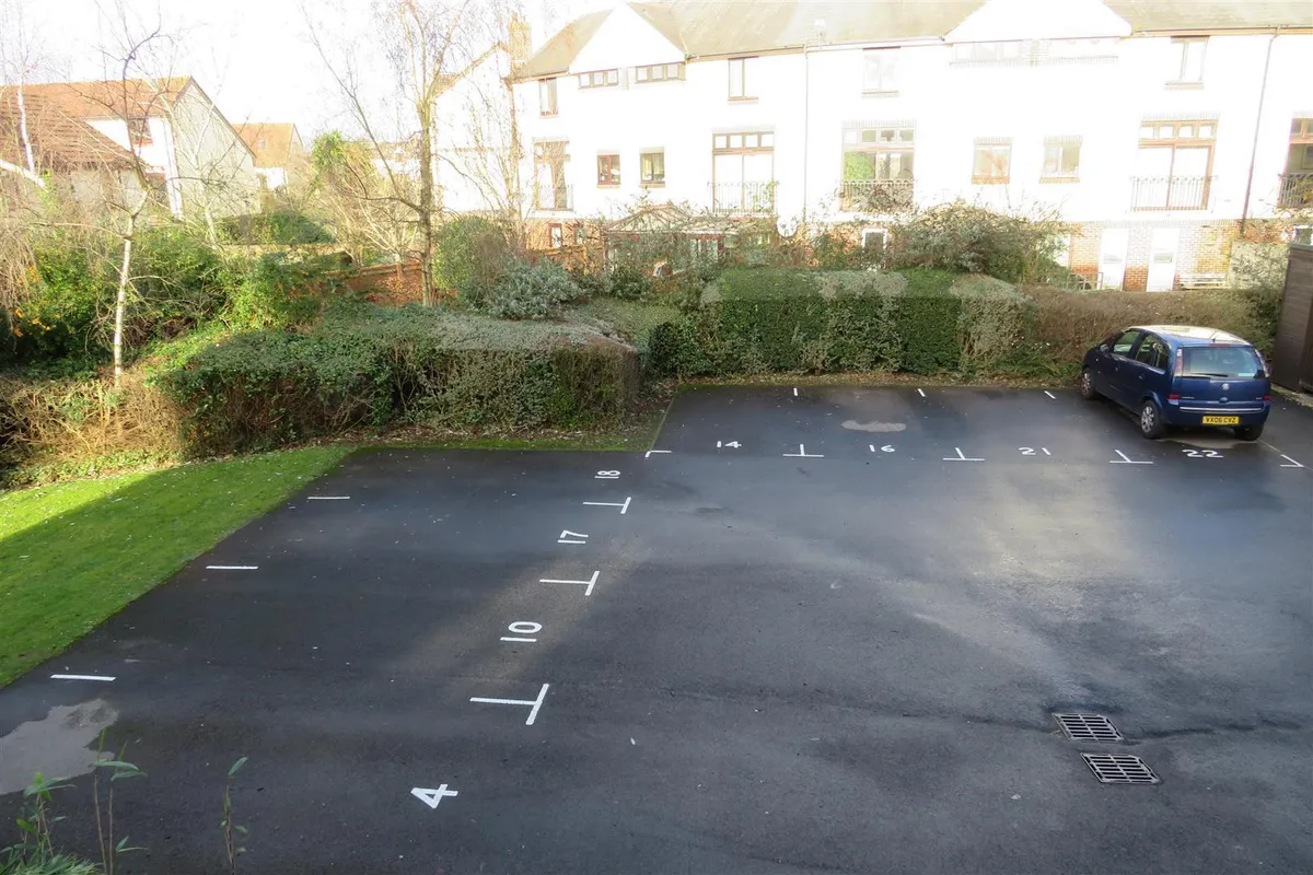 Flat Archers Road in Southampton