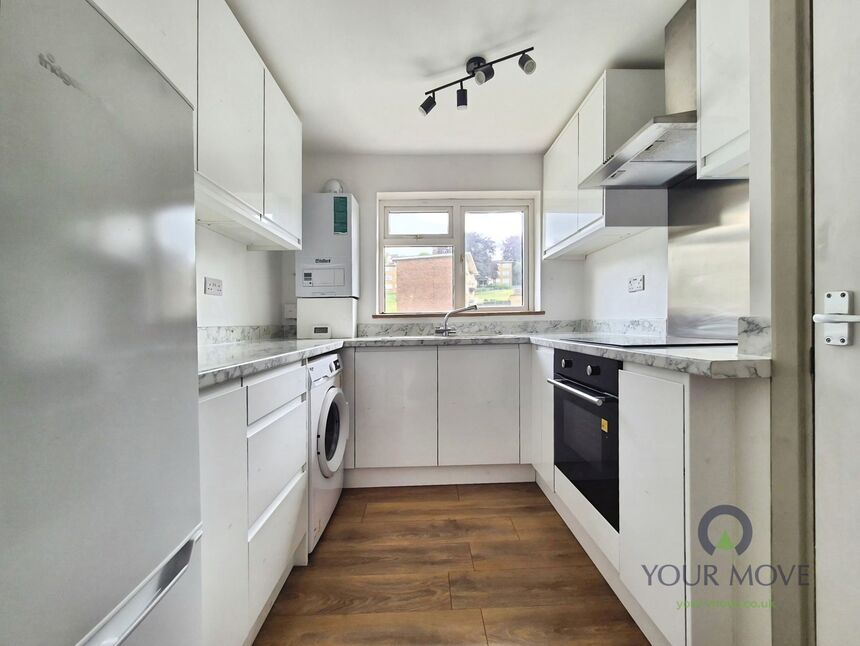 Flat Sunderland Close in Rochester