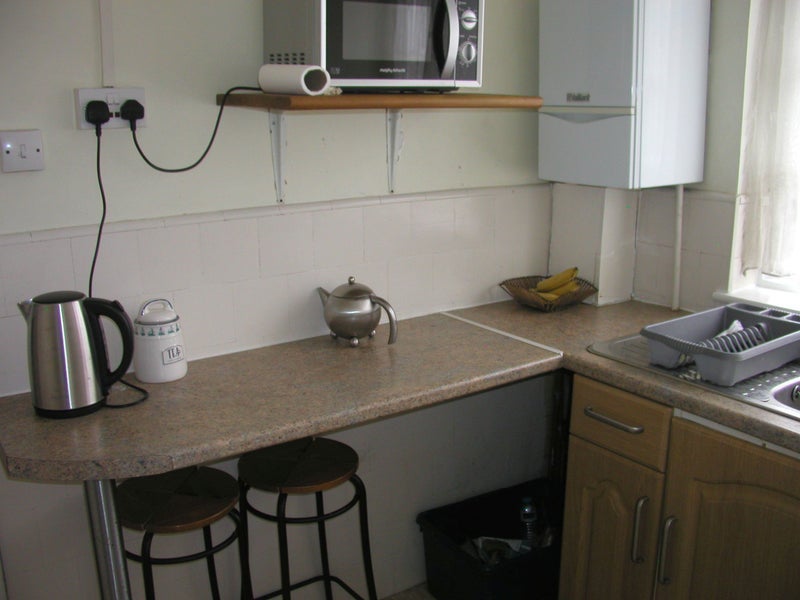 Room Chambers Lane in Greater London