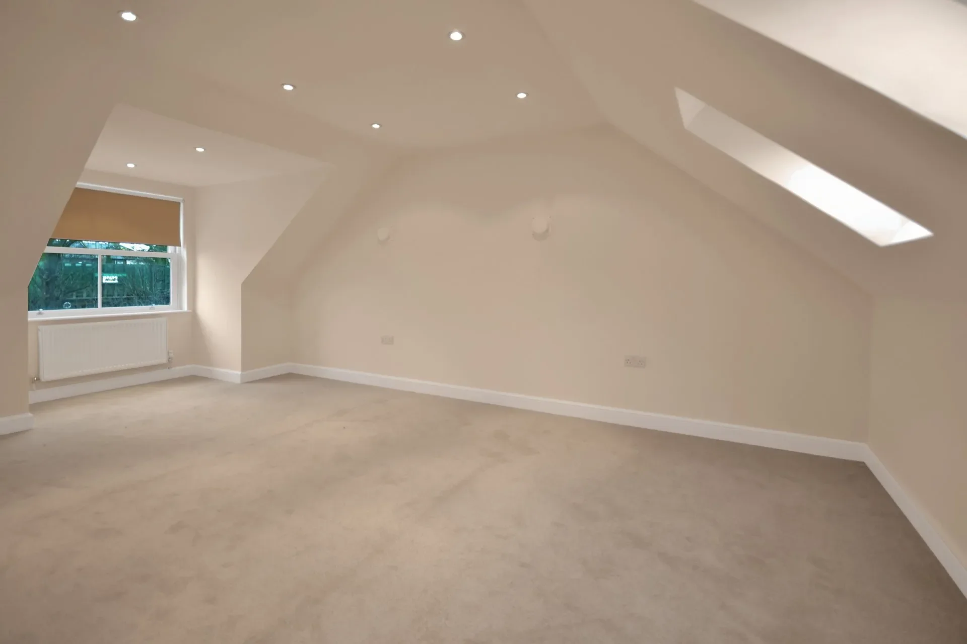 House Oak Grove in Greater London