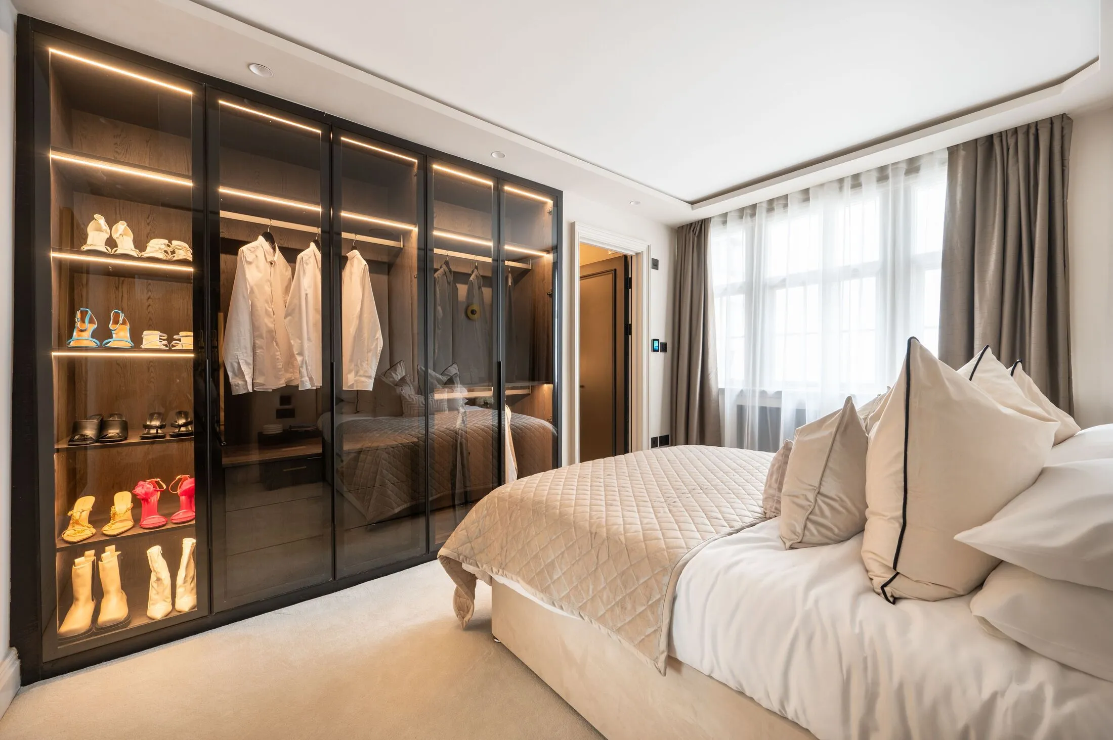 Flat Westbourne Terrace in City of Westminster