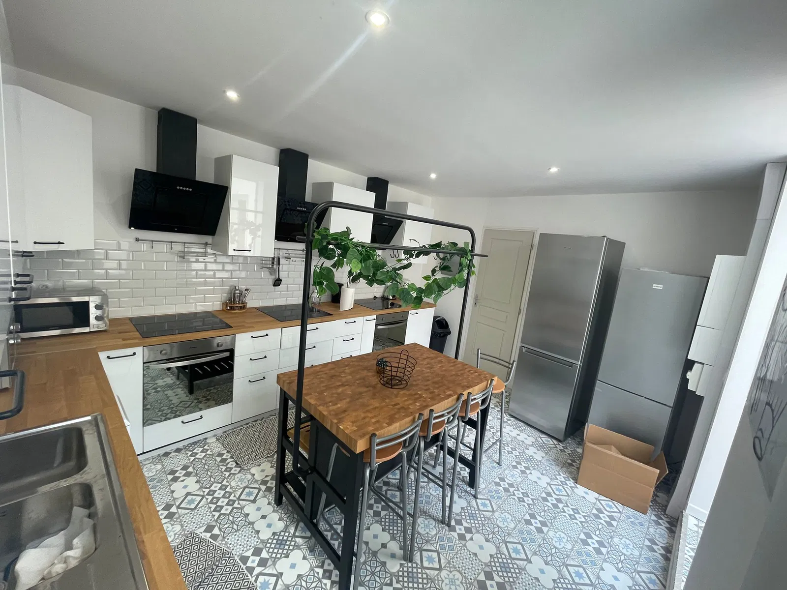 Room Rue René Pouteau in Melun