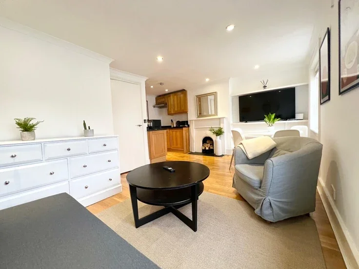 Flat Bathurst Street in City of Westminster