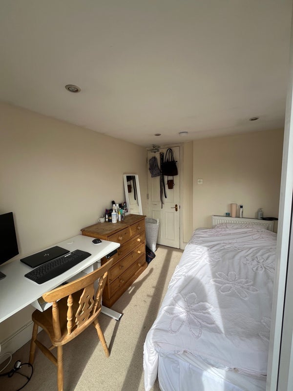 Room Boundaries Road in Greater London