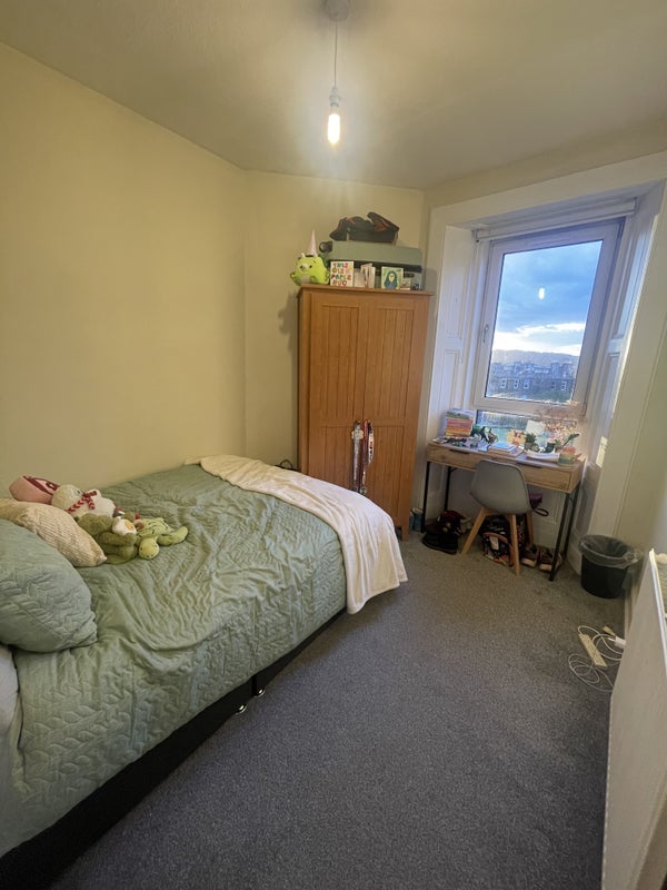 Room Ardmillan Place in City of Edinburgh