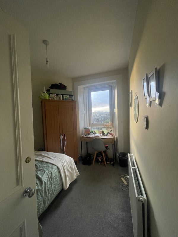 Room Ardmillan Place in City of Edinburgh