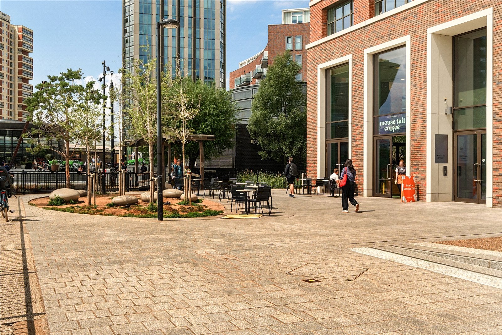 Flat Maritime Street in Greater London
