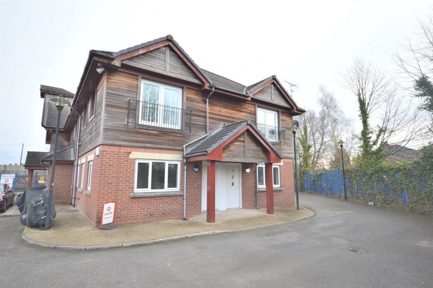 Flat Bridgewater Way in Trafford