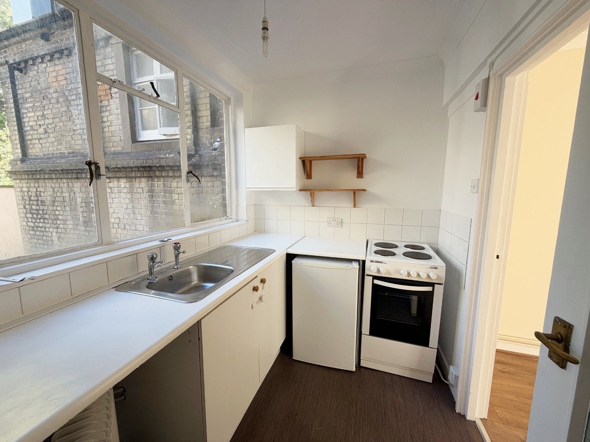 Flat Third Avenue in Portslade by Sea