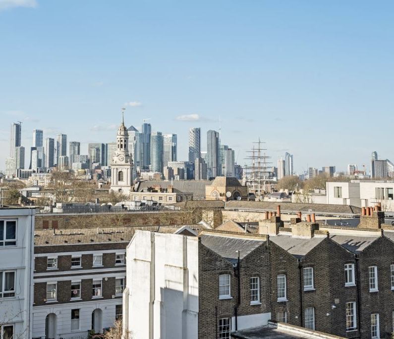 Room Gloucester Circus in Greater London