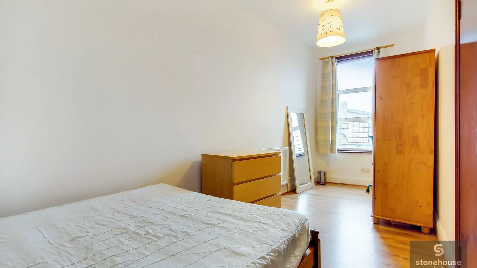 Flat Vorley Road in Greater London