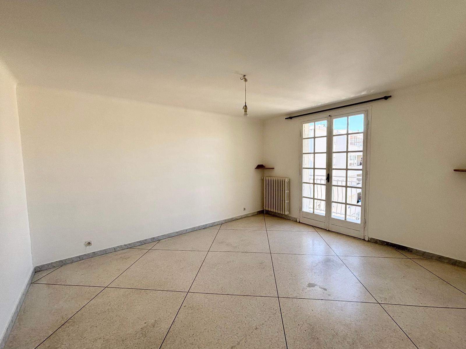 Appartement Rue des Écoles à Castries