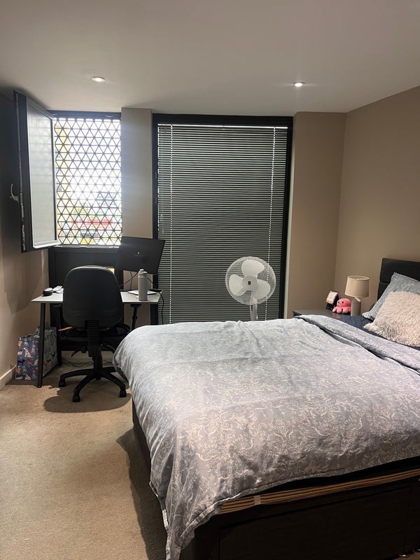 Room Tariff Street in Manchester