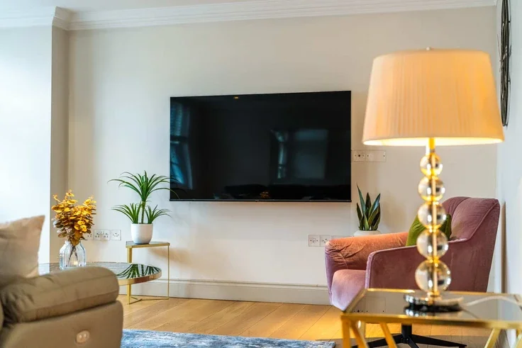 Flat Hertford Street in City of Westminster