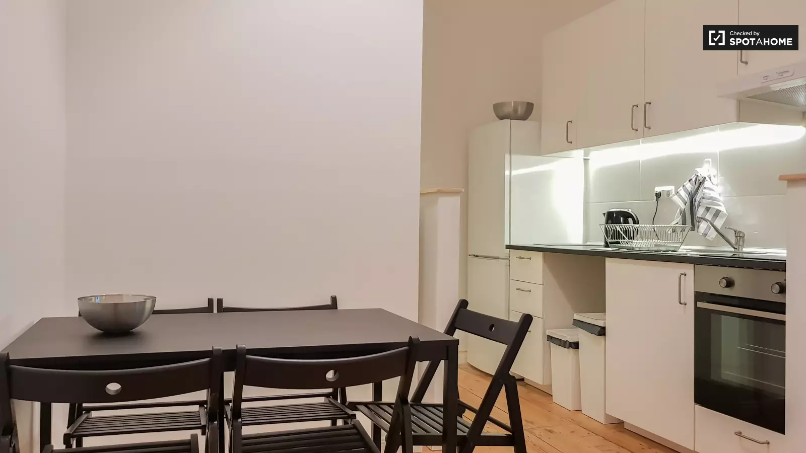 Wohnung Hohenzollerndamm in Berlin