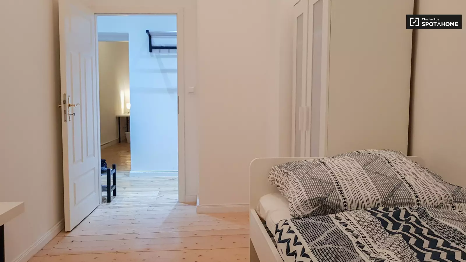 Wohnung Hohenzollerndamm in Berlin
