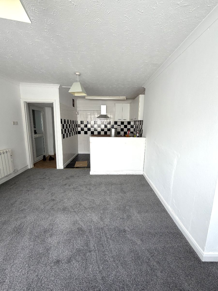 Flat Five Wells Lane in Helston