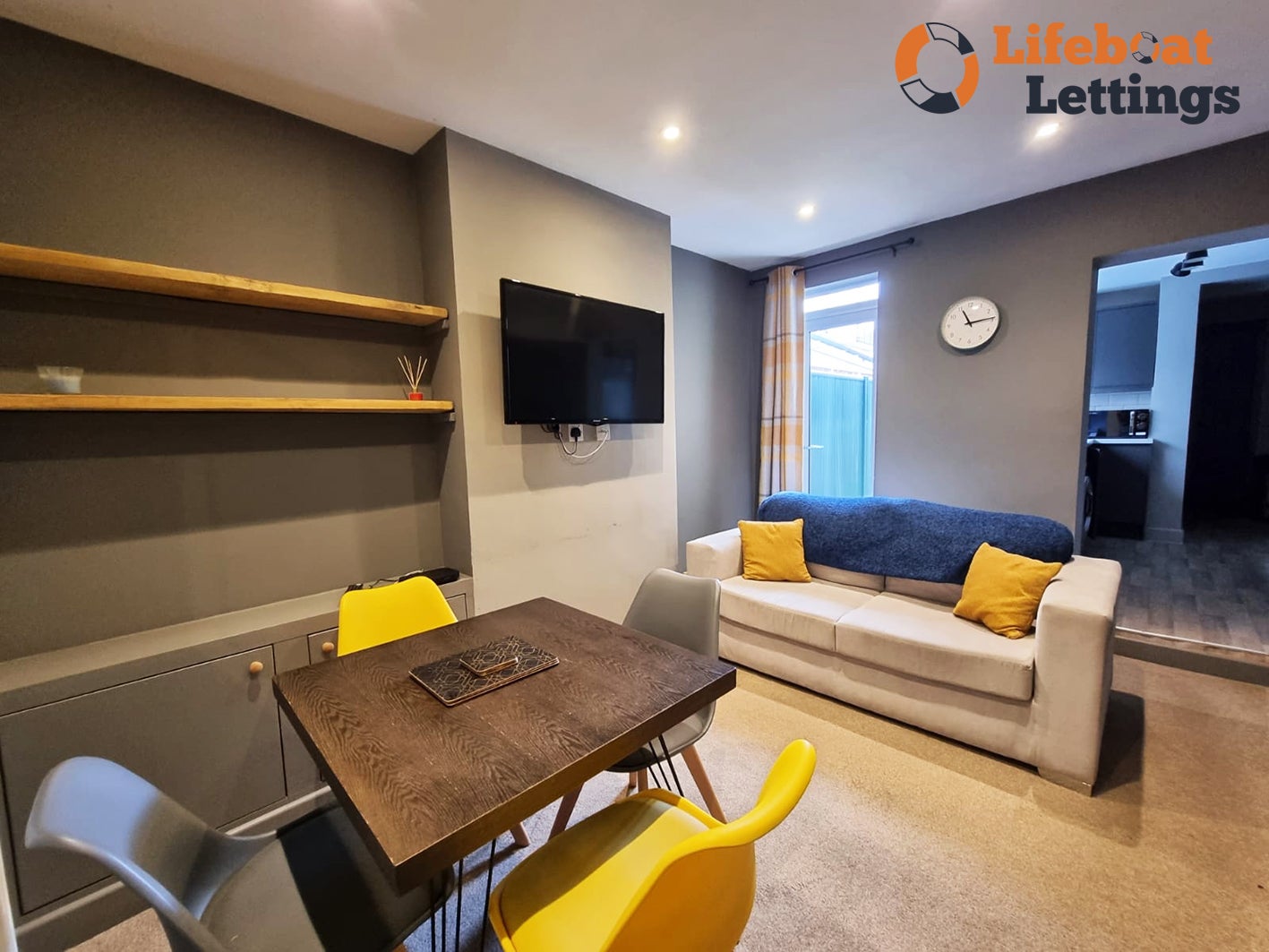 Room Apsley Street in Ashford
