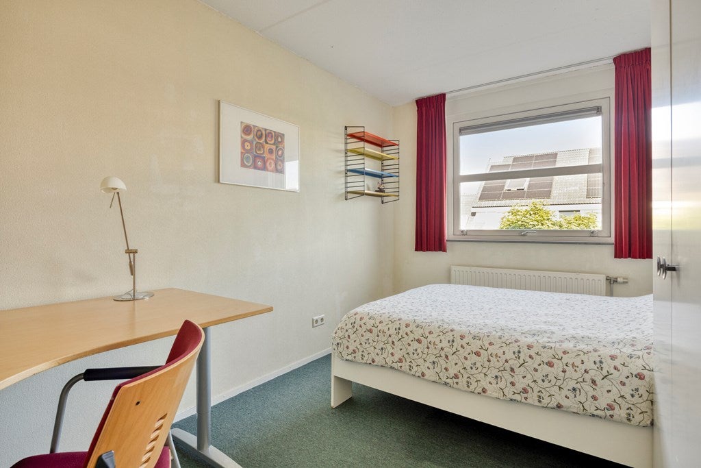 Tussenwoning te koop: Dennenhei 46, Best
