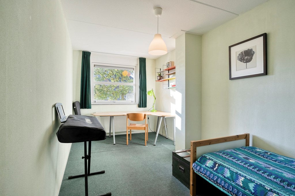Tussenwoning te koop: Dennenhei 46, Best