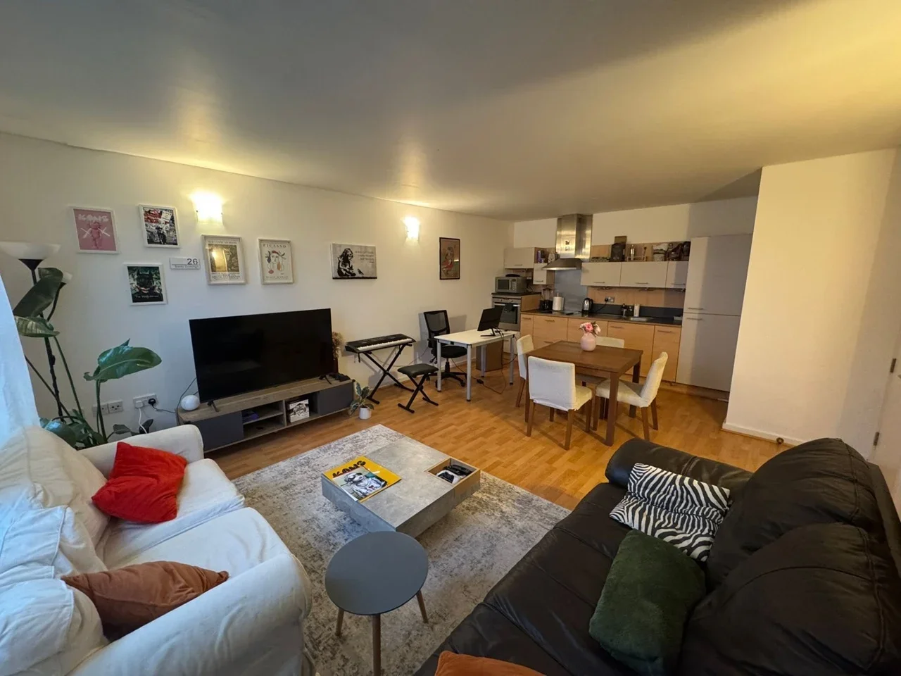 Flat West Parkside in Greater London