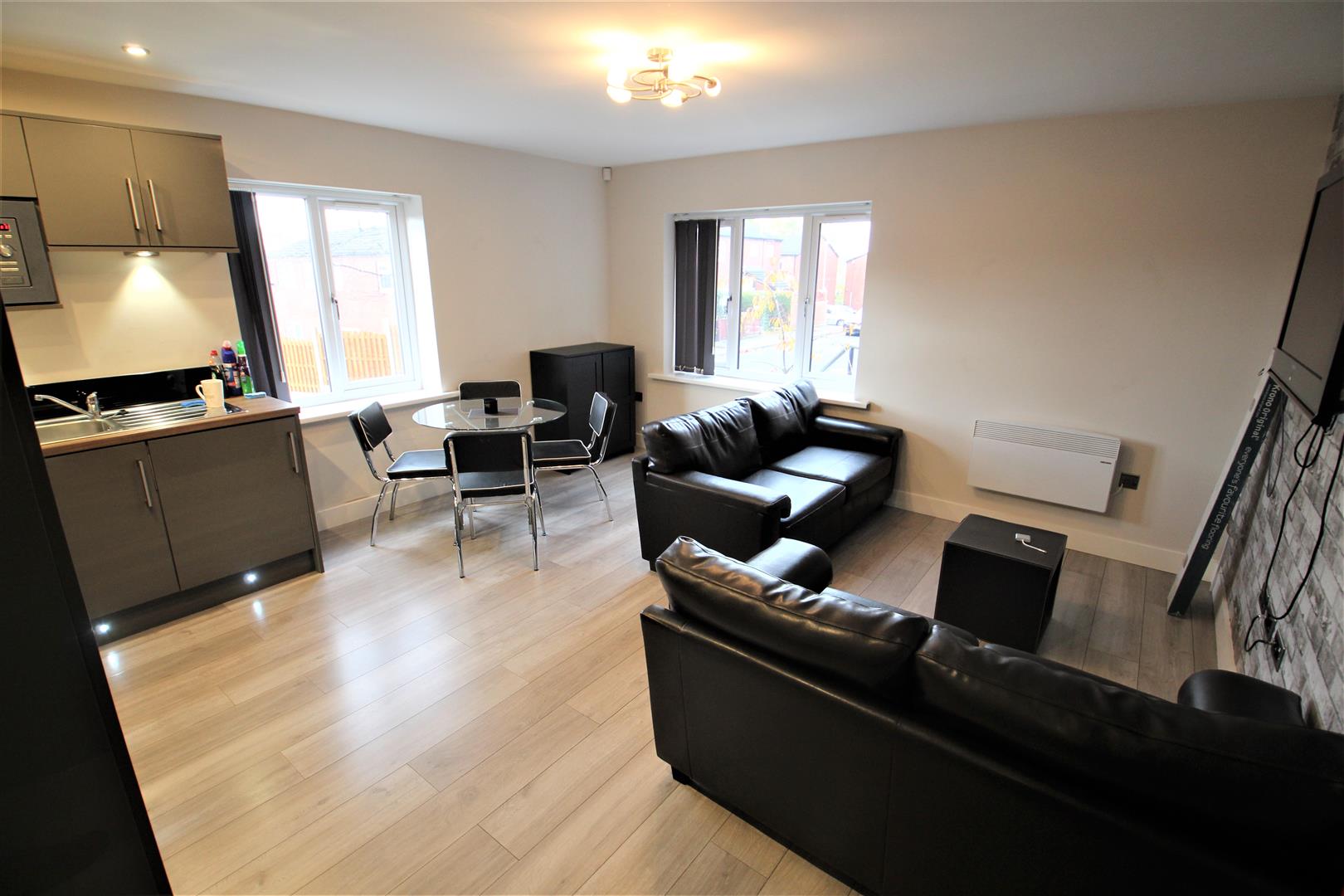 Flat Hartwell Road in Leeds