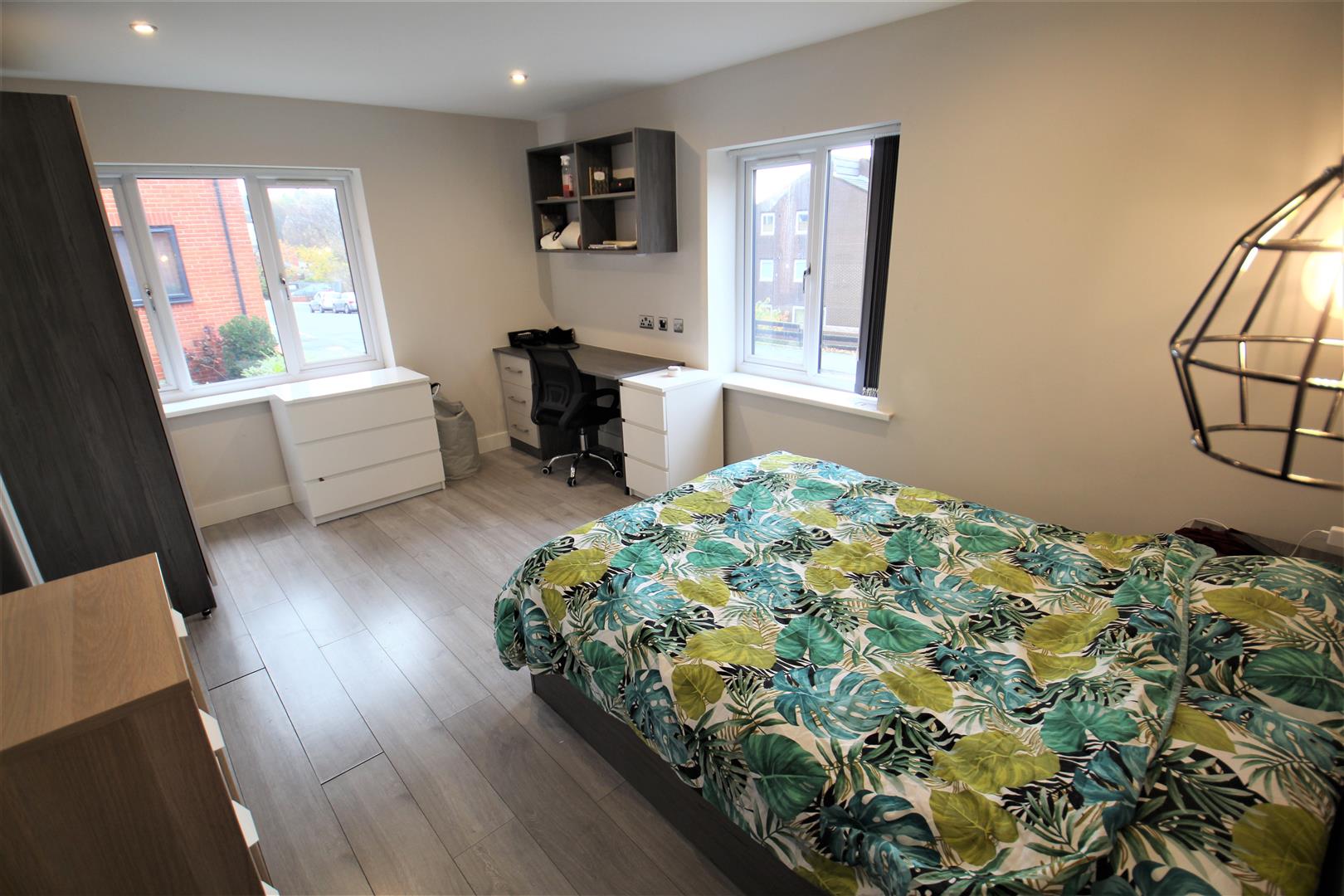 Flat Hartwell Road in Leeds