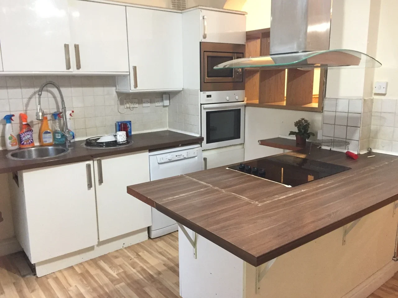 Room Morden Road in Greater London
