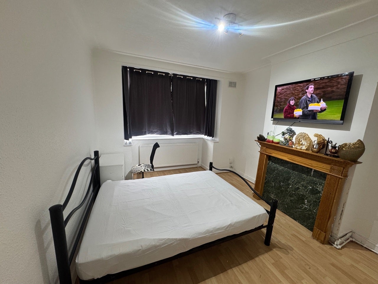 Room Morden Road in Greater London