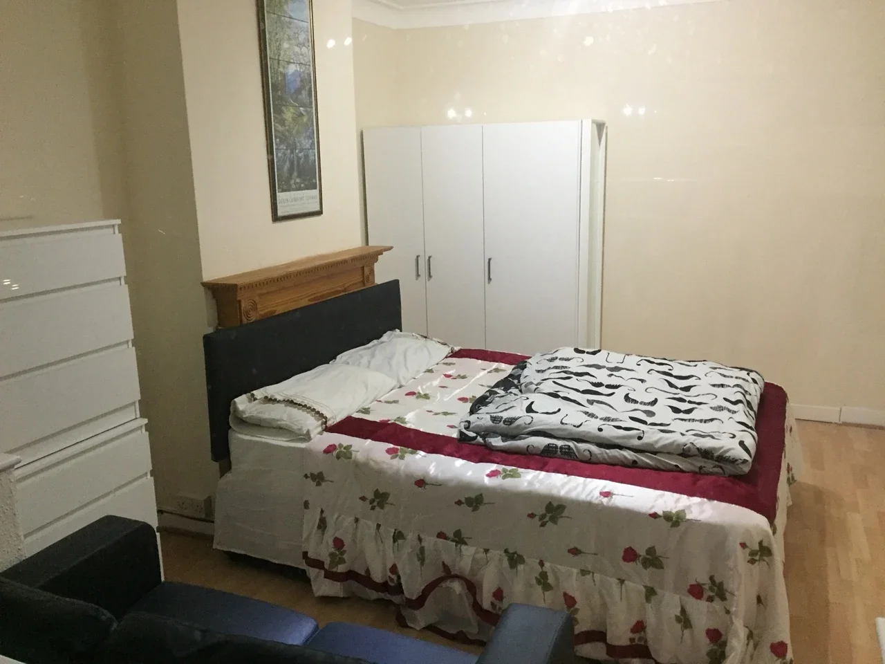 Room Morden Road in Greater London