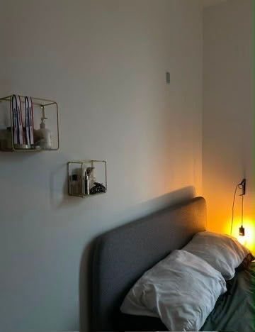 Room Well Street in Greater London