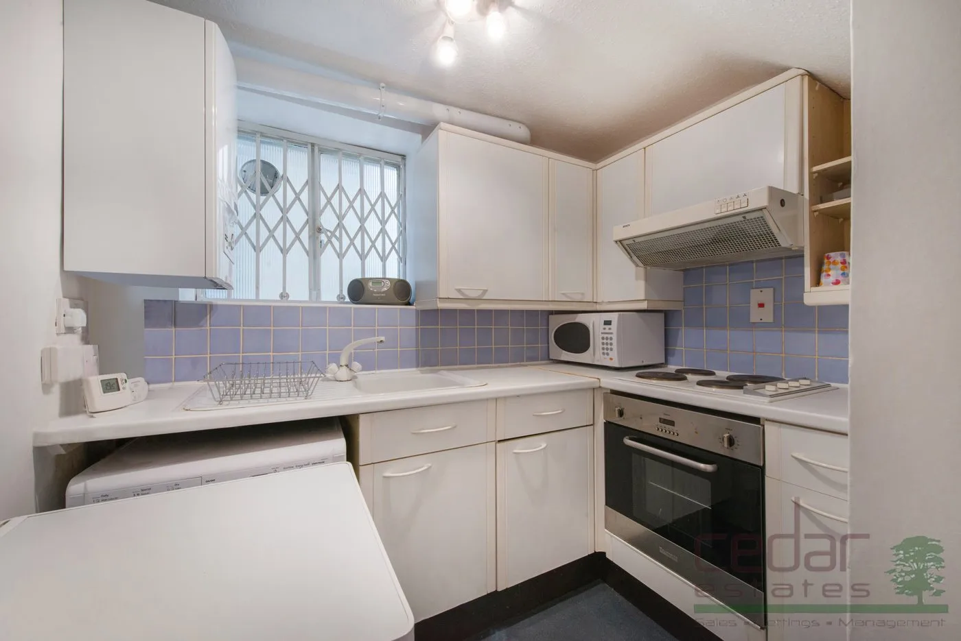 Flat Greencroft Gardens in Greater London