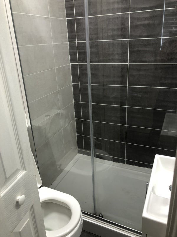 Room Darnley Street in Stoke-on-Trent