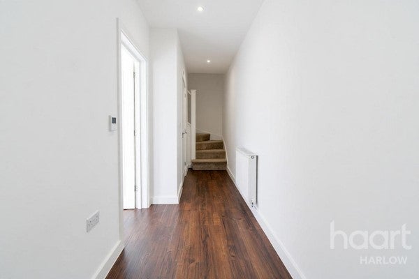 Flat North Square in Harlow