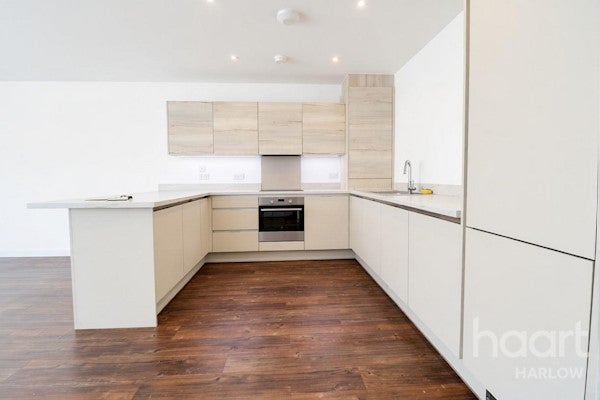 Flat North Square in Harlow