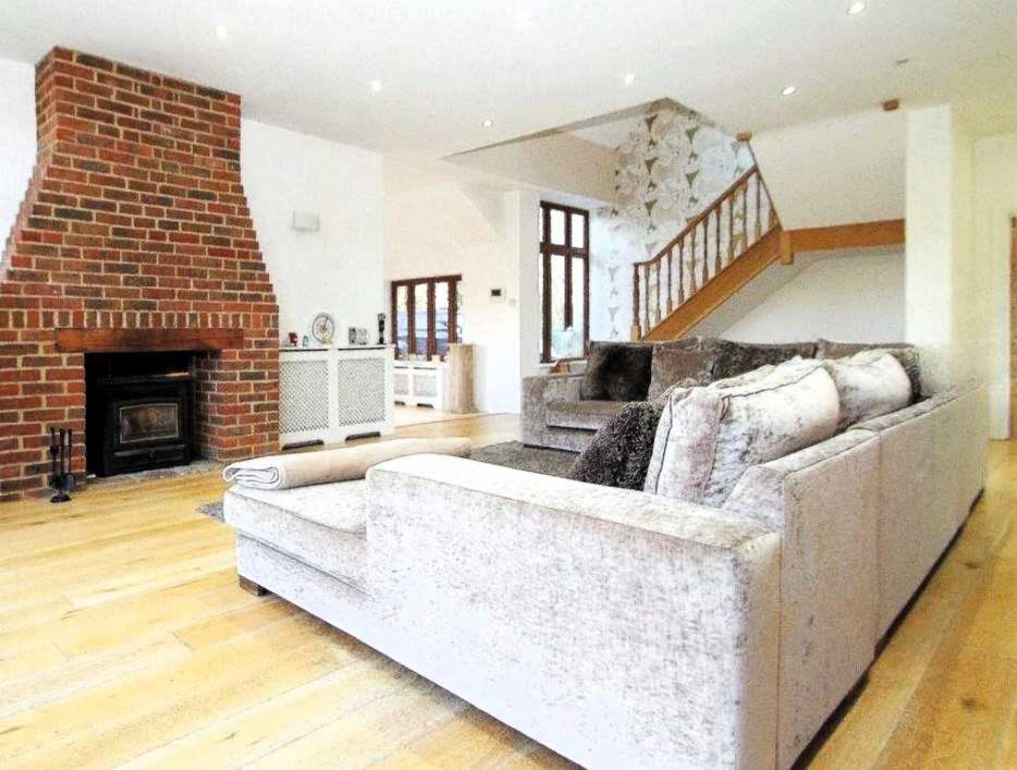 House Birchwood Road in Swanley