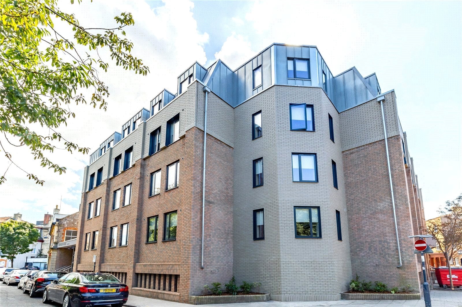 Flat Grove Lane in Weston-super-Mare