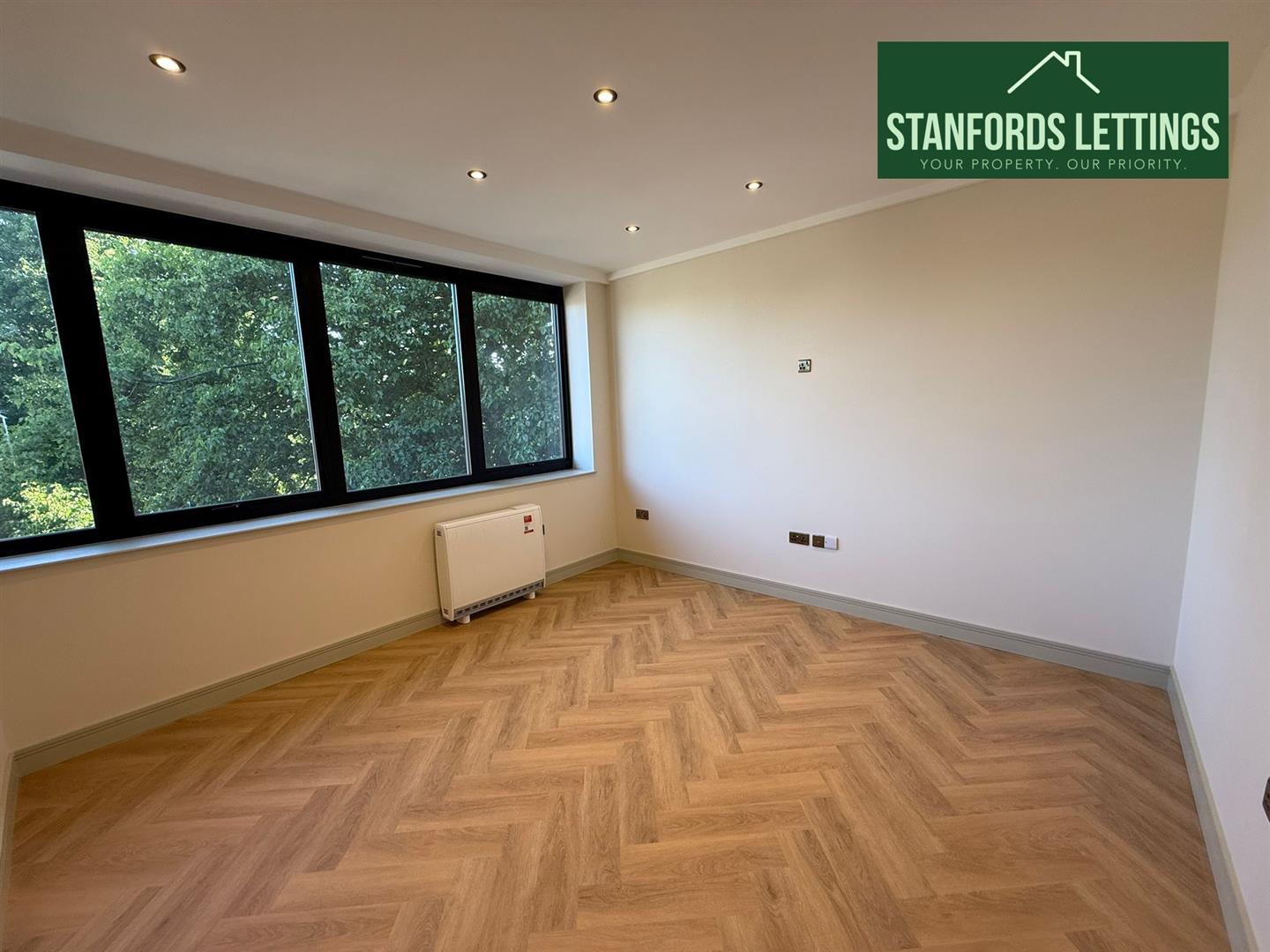 Flat Davigdor Road in Hove