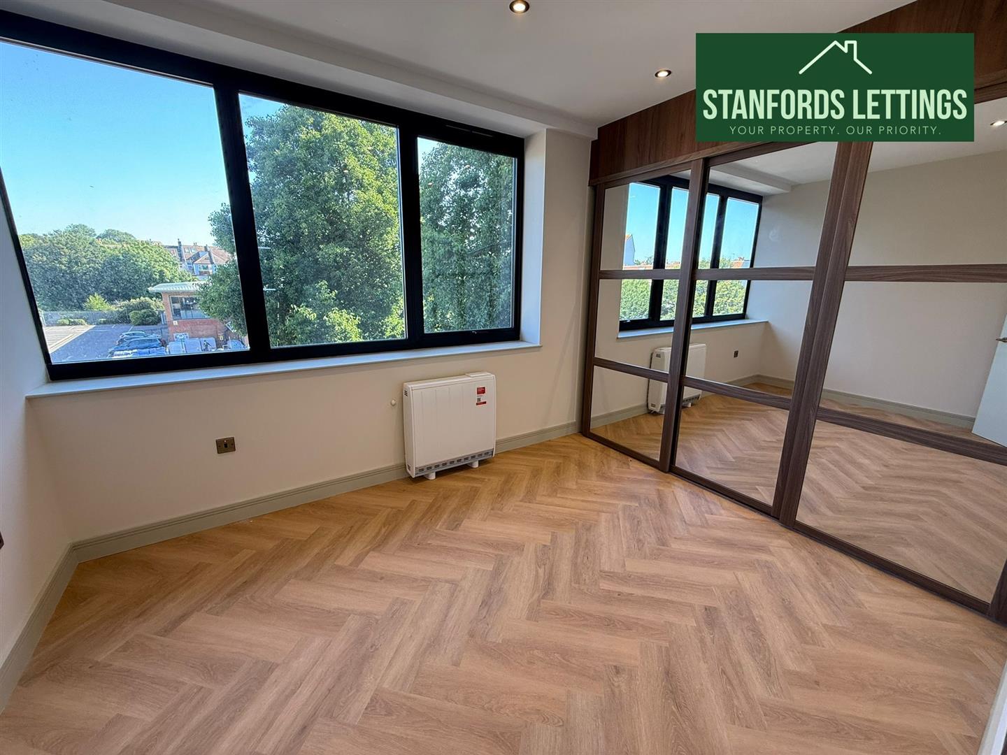 Flat Davigdor Road in Hove
