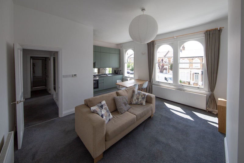 Flat Crofton Road in Greater London