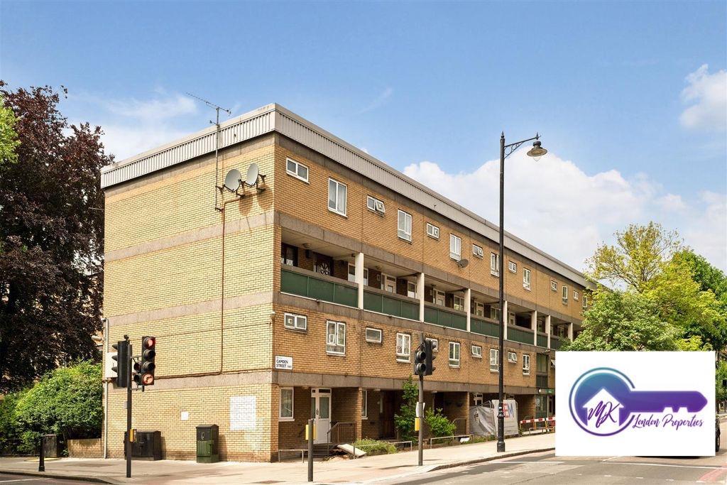 Flat Camden Street in Greater London