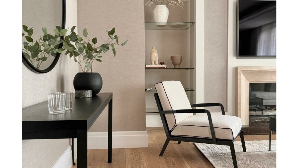 Flat Ebury Square in City of Westminster