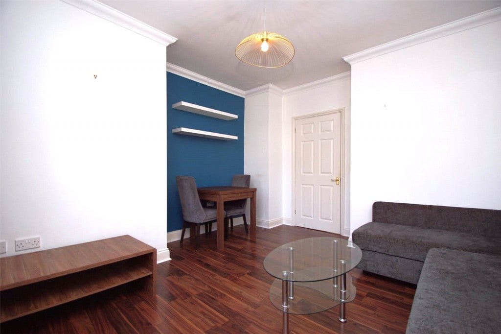 Flat Riversmeet in East Hertfordshire