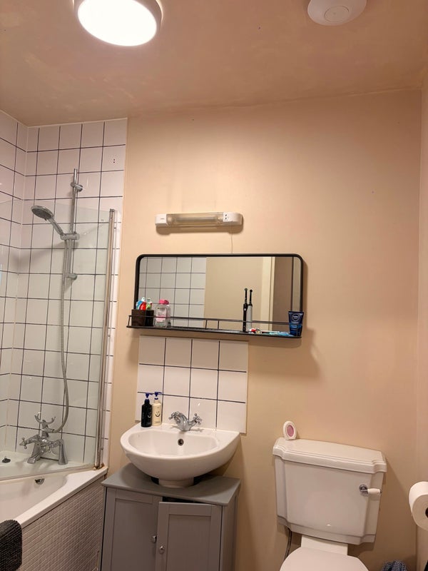 Room Taylor Place in Greater London