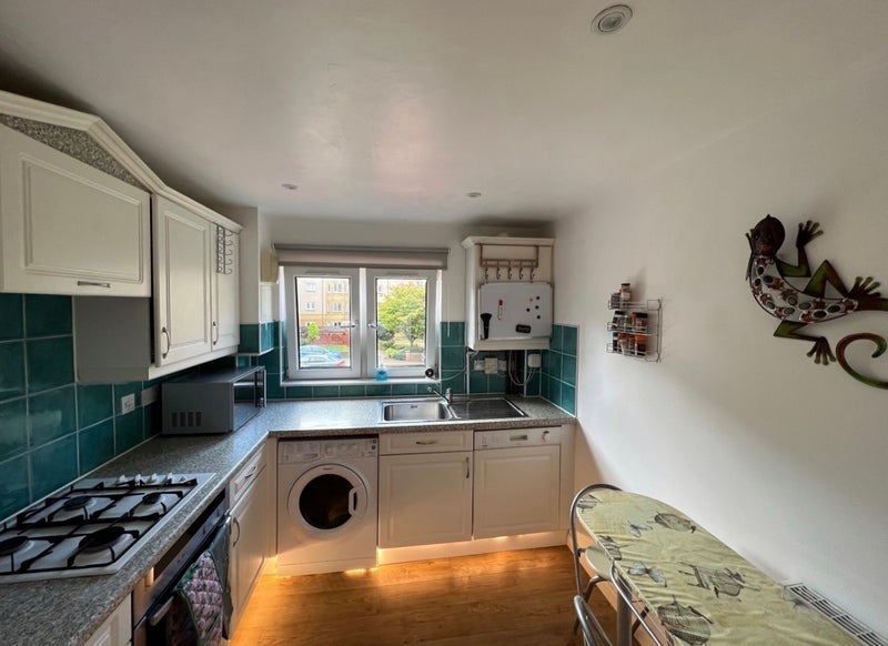 Flat Easter Dalry Drive in City of Edinburgh