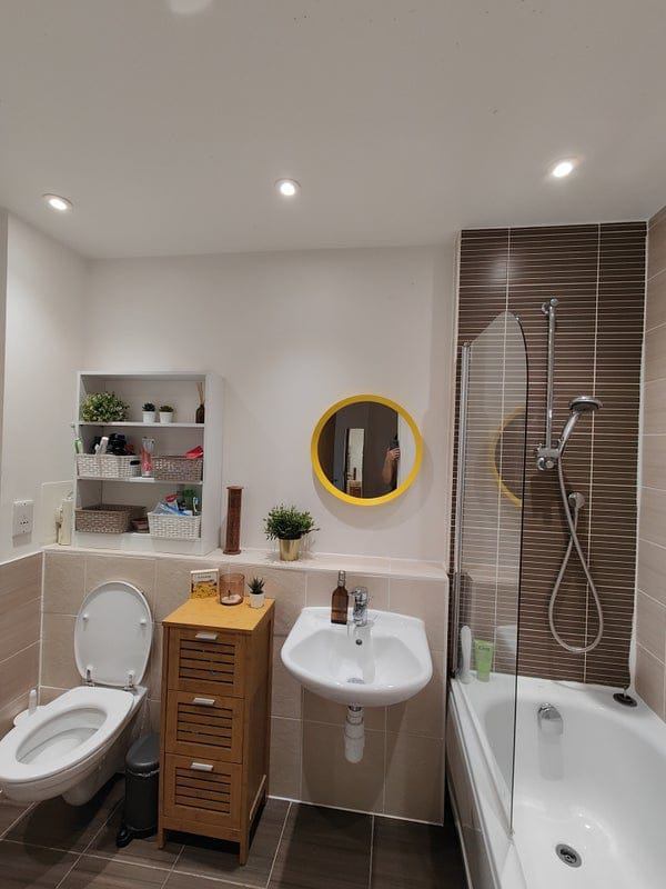 Room Ross Way in Greater London